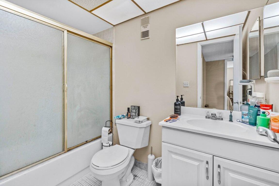 500 Executive Center Drive 5f, West Palm Beach Unit: 5f