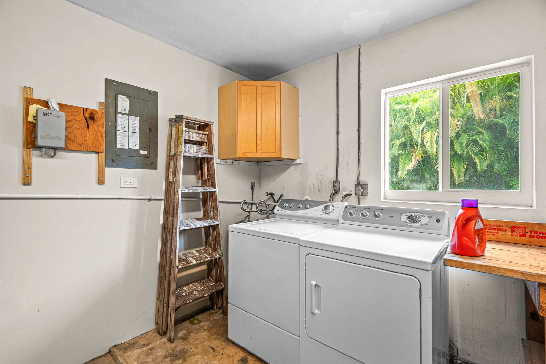 1260 SW 9th Street