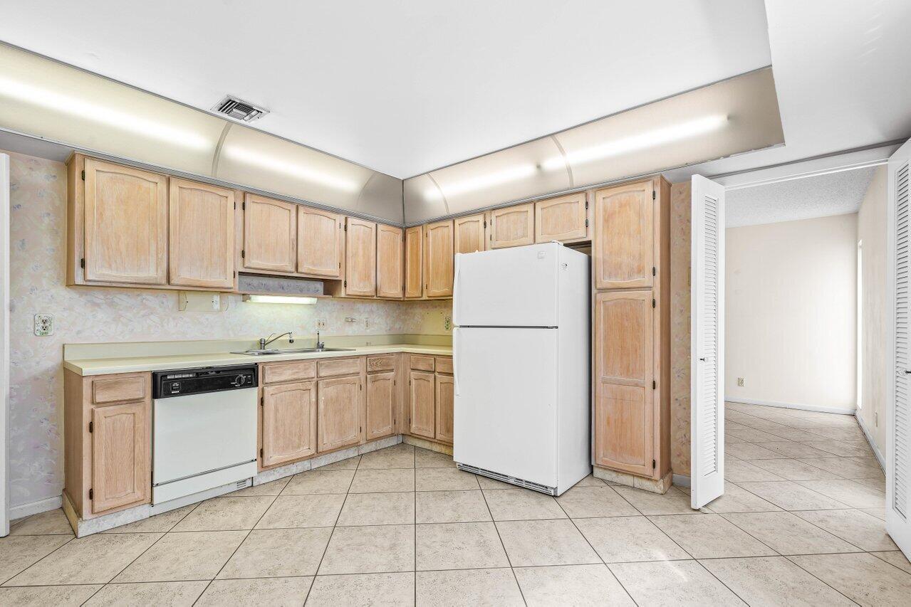 6109 Old Court Road 238