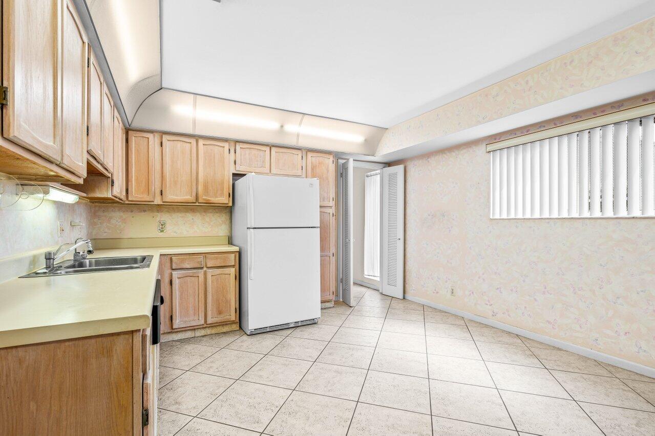 6109 Old Court Road 238