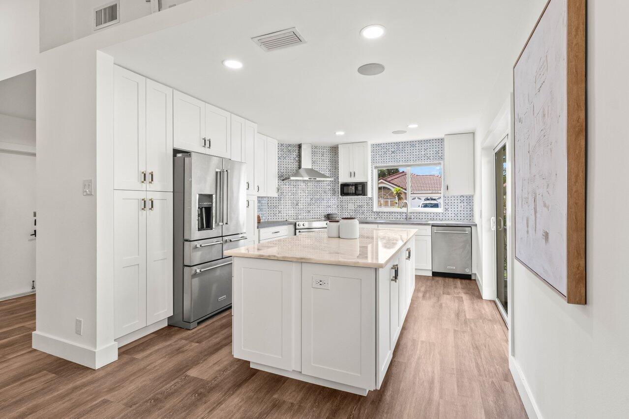 21290 Sawmill Court