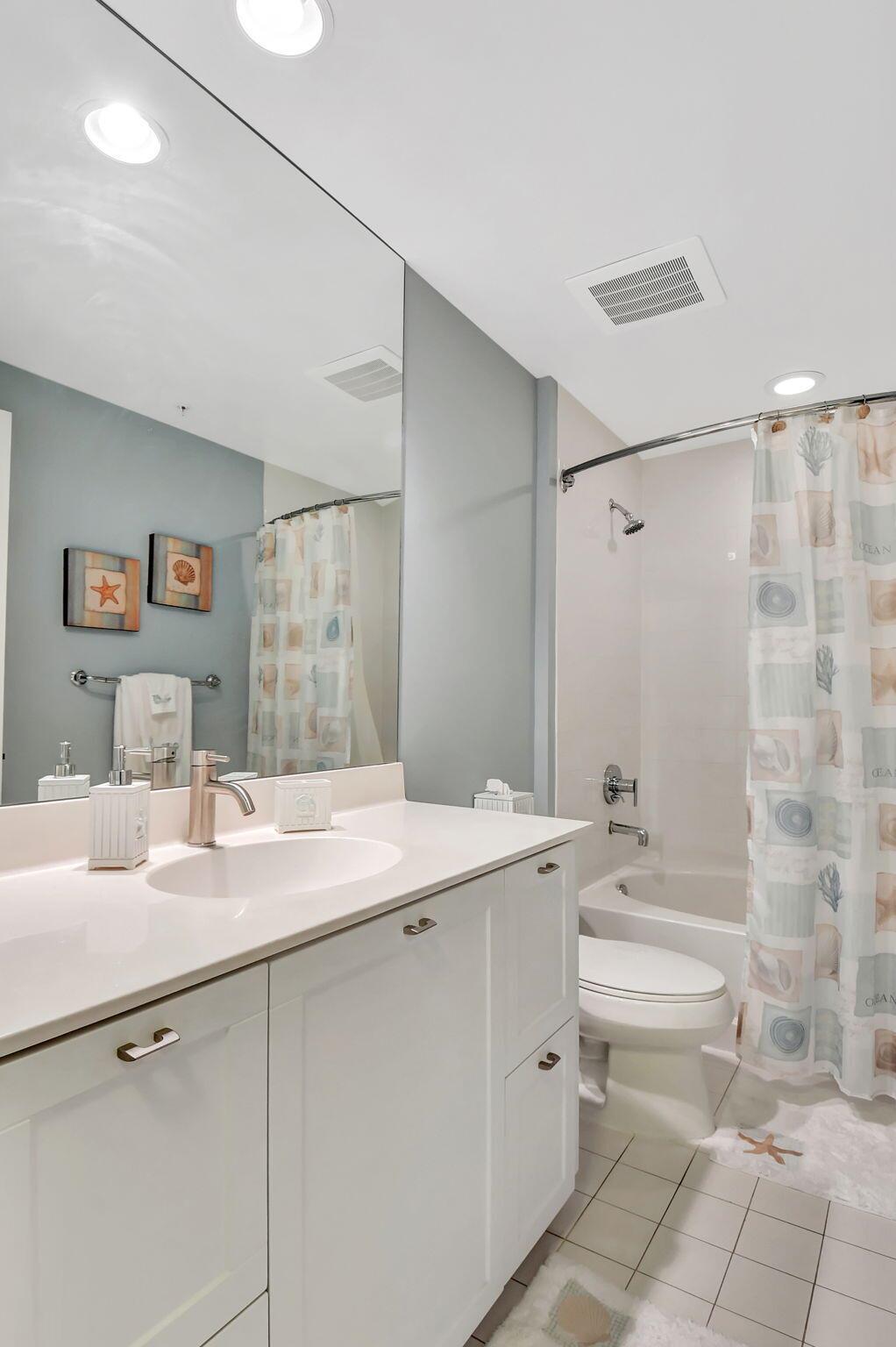 225 NE 1st Street 214