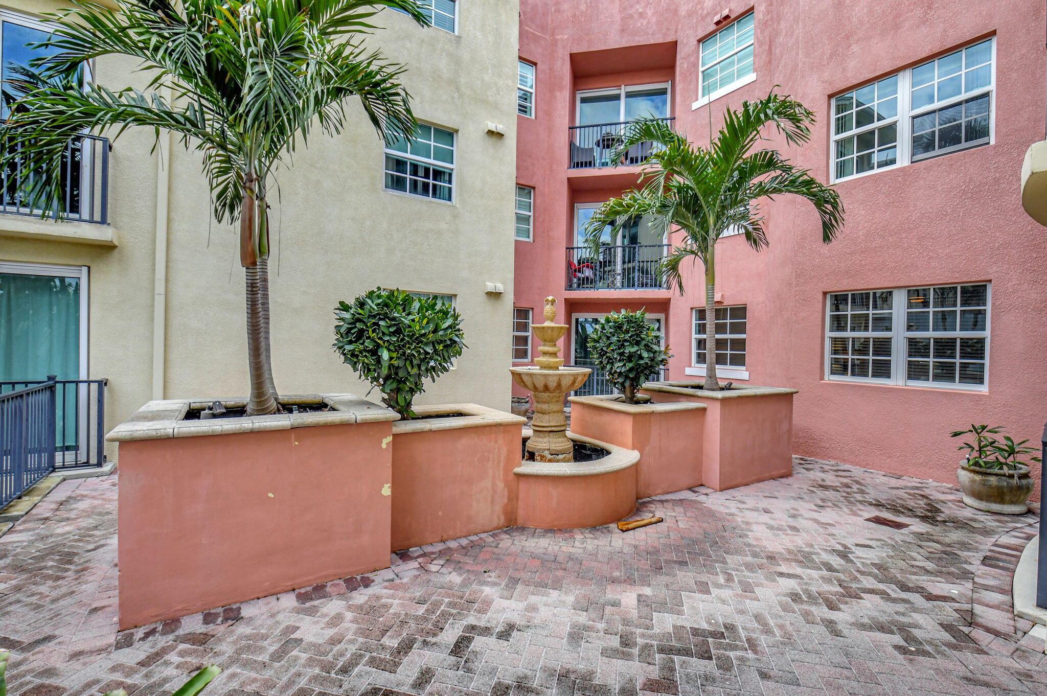 225 NE 1st Street 214