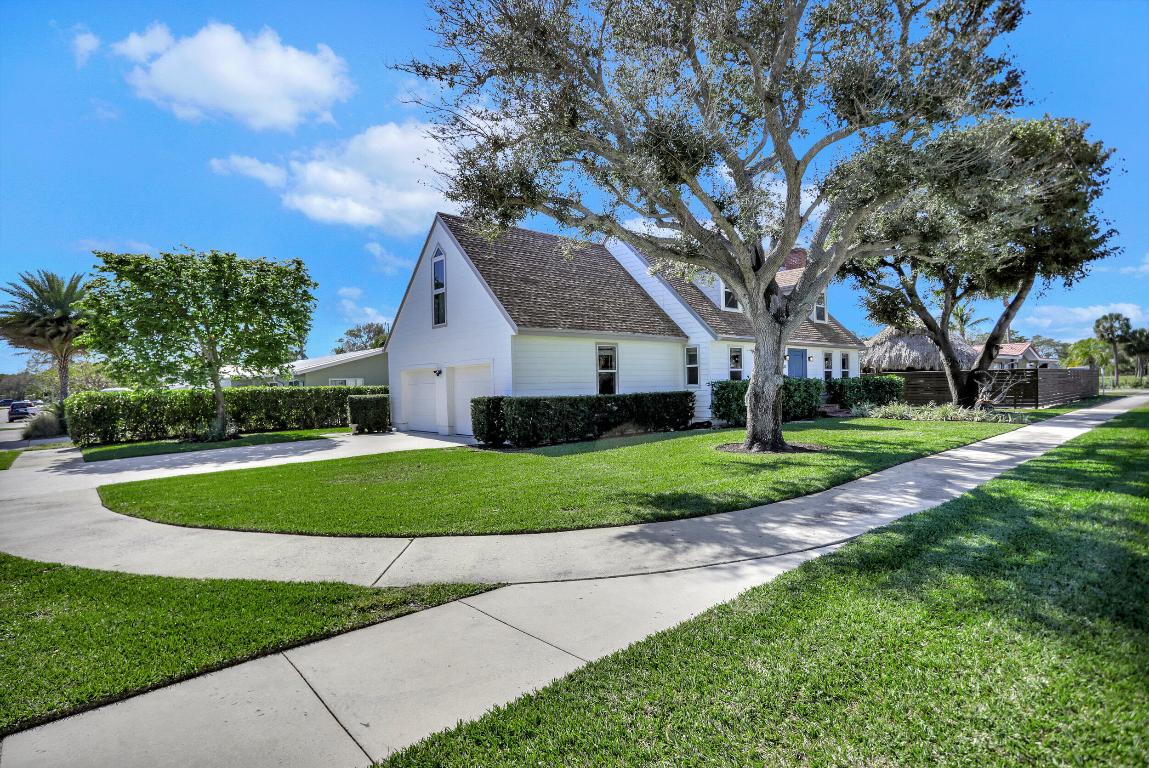 810 NE 4th Street, Deerfield Beach