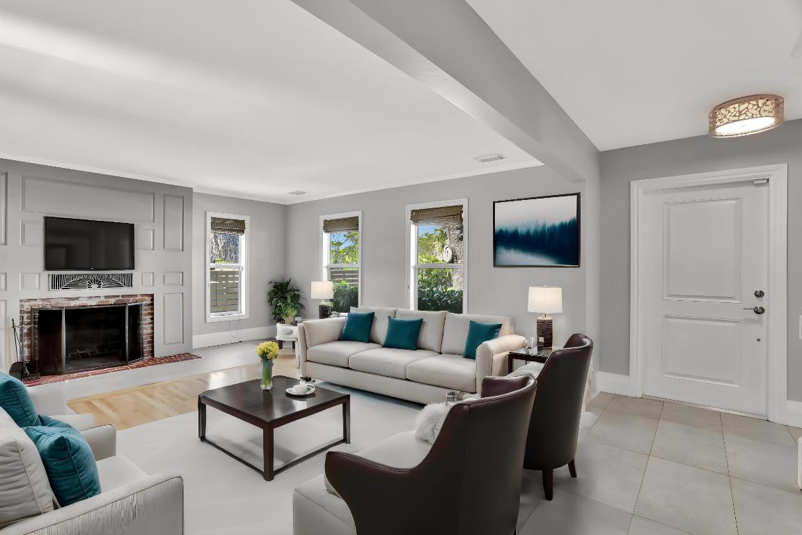 810 NE 4th Street, Deerfield Beach