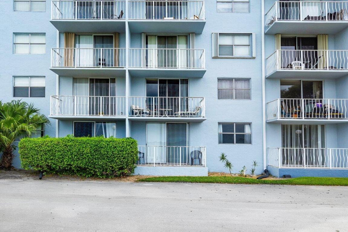 480 Executive Center Drive 1b