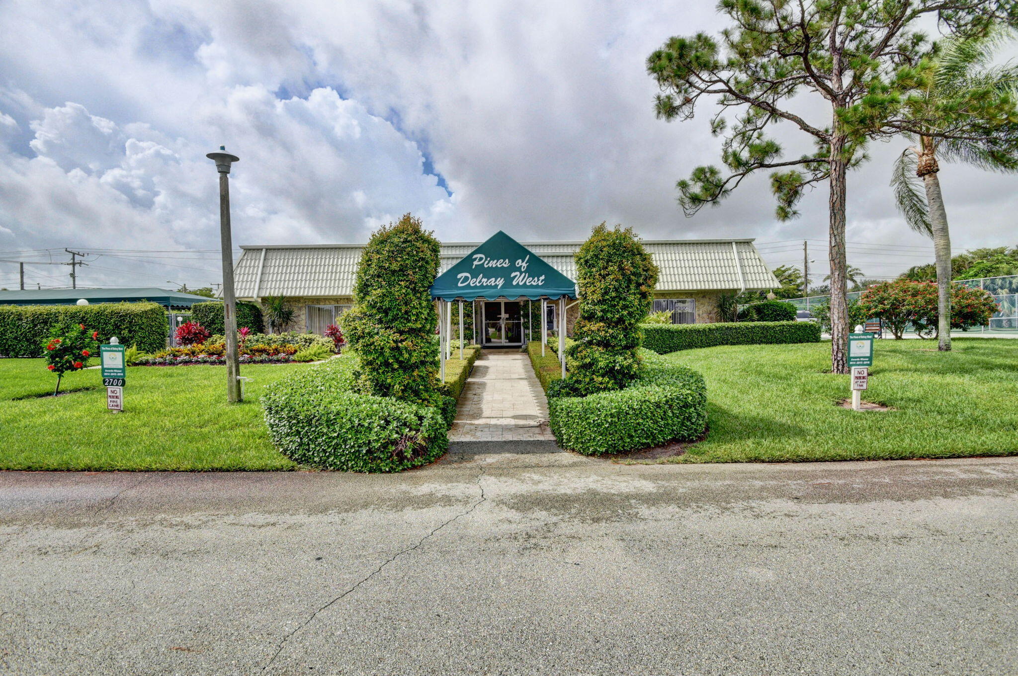2840 SW 13th Street 104