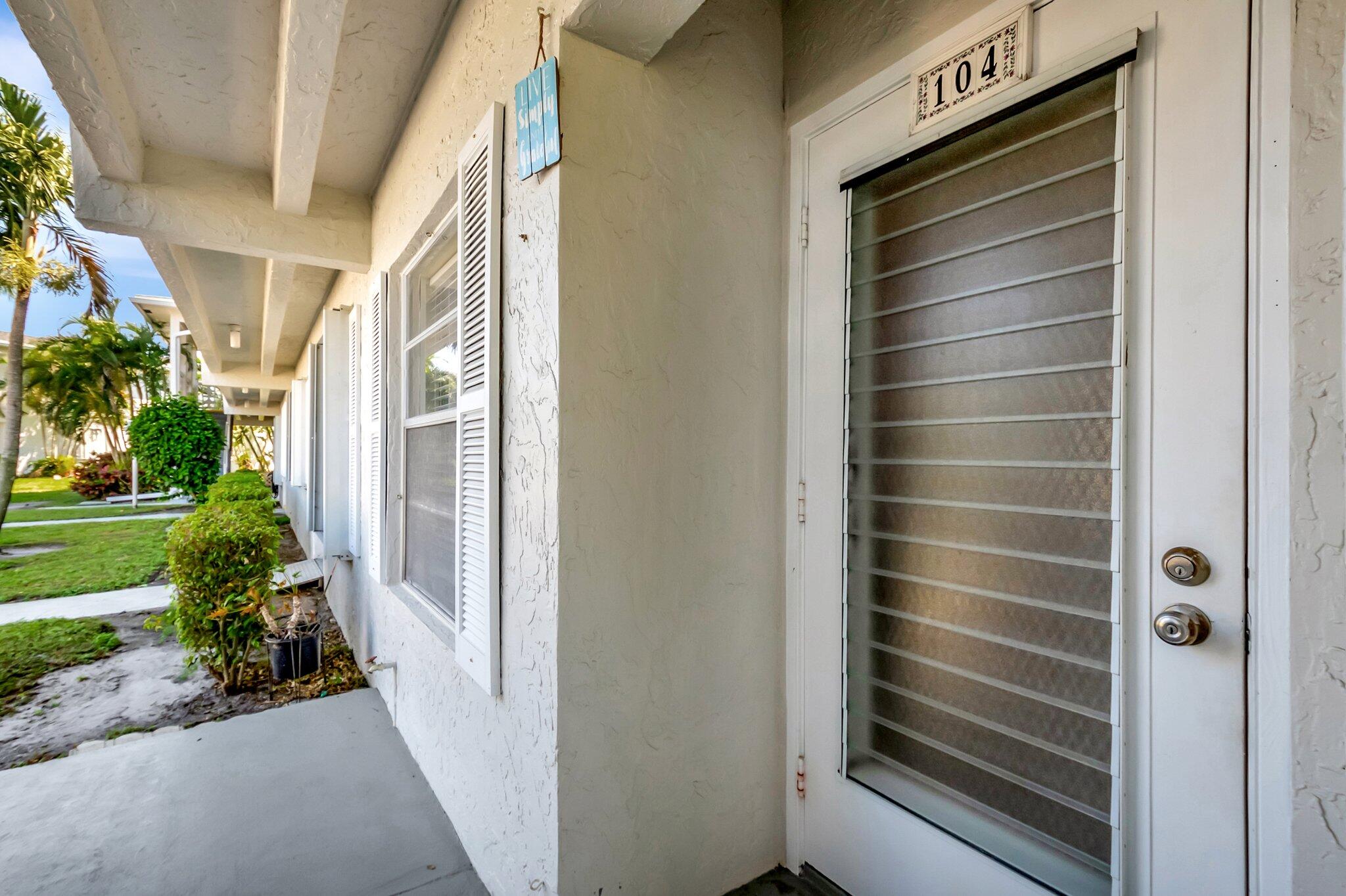 2840 SW 13th Street 104