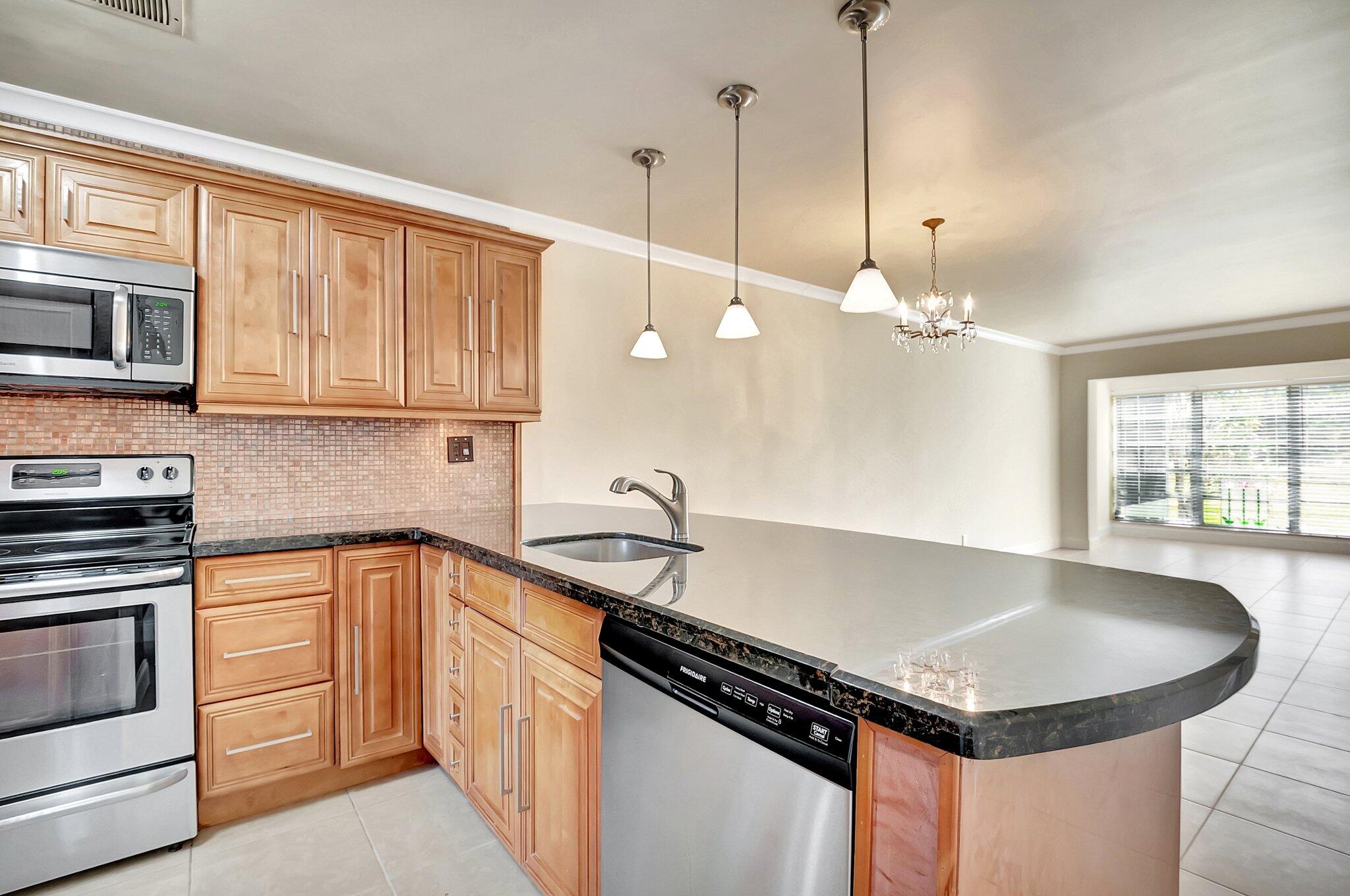 2840 SW 13th Street 104