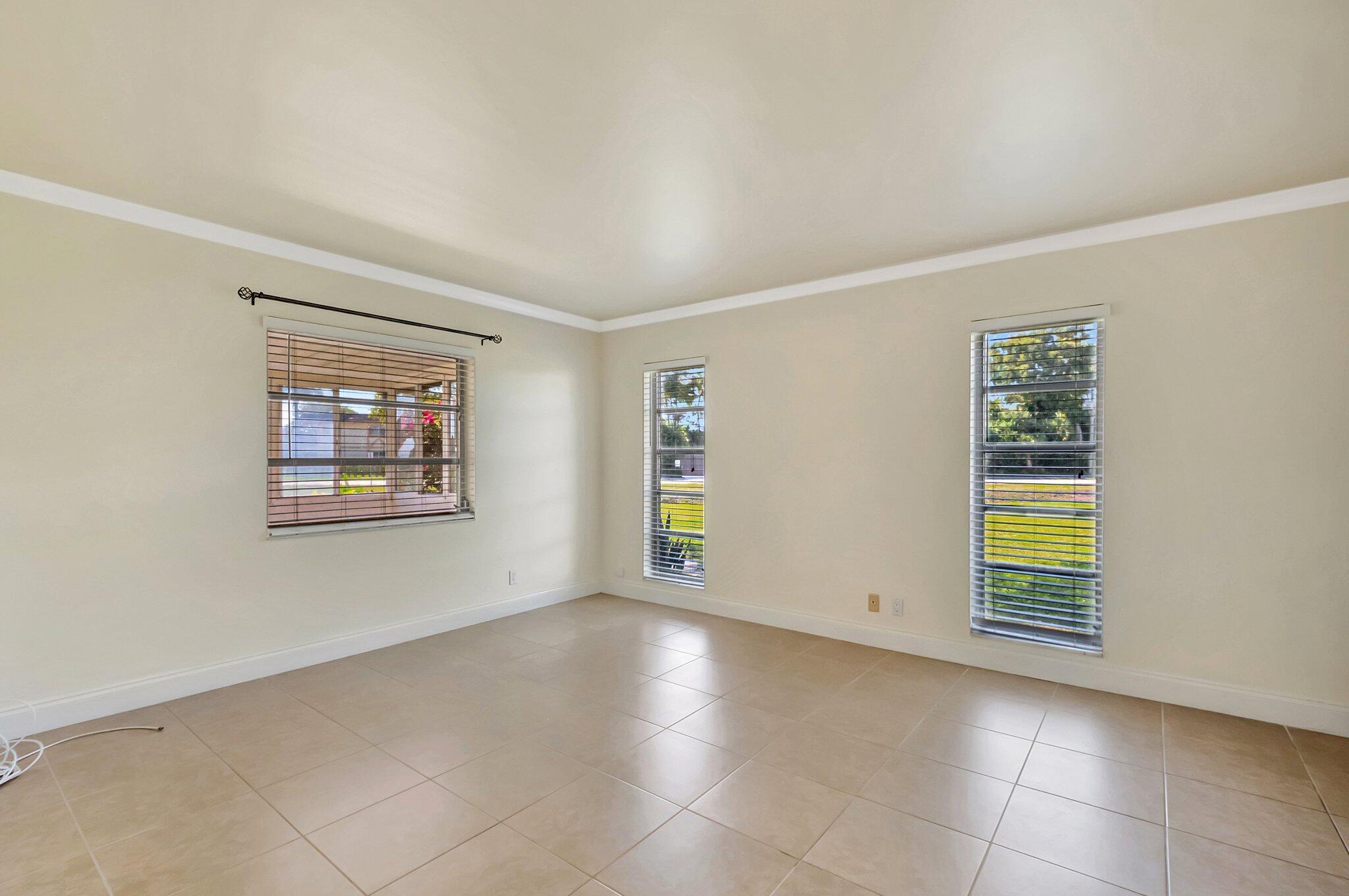 2840 SW 13th Street 104