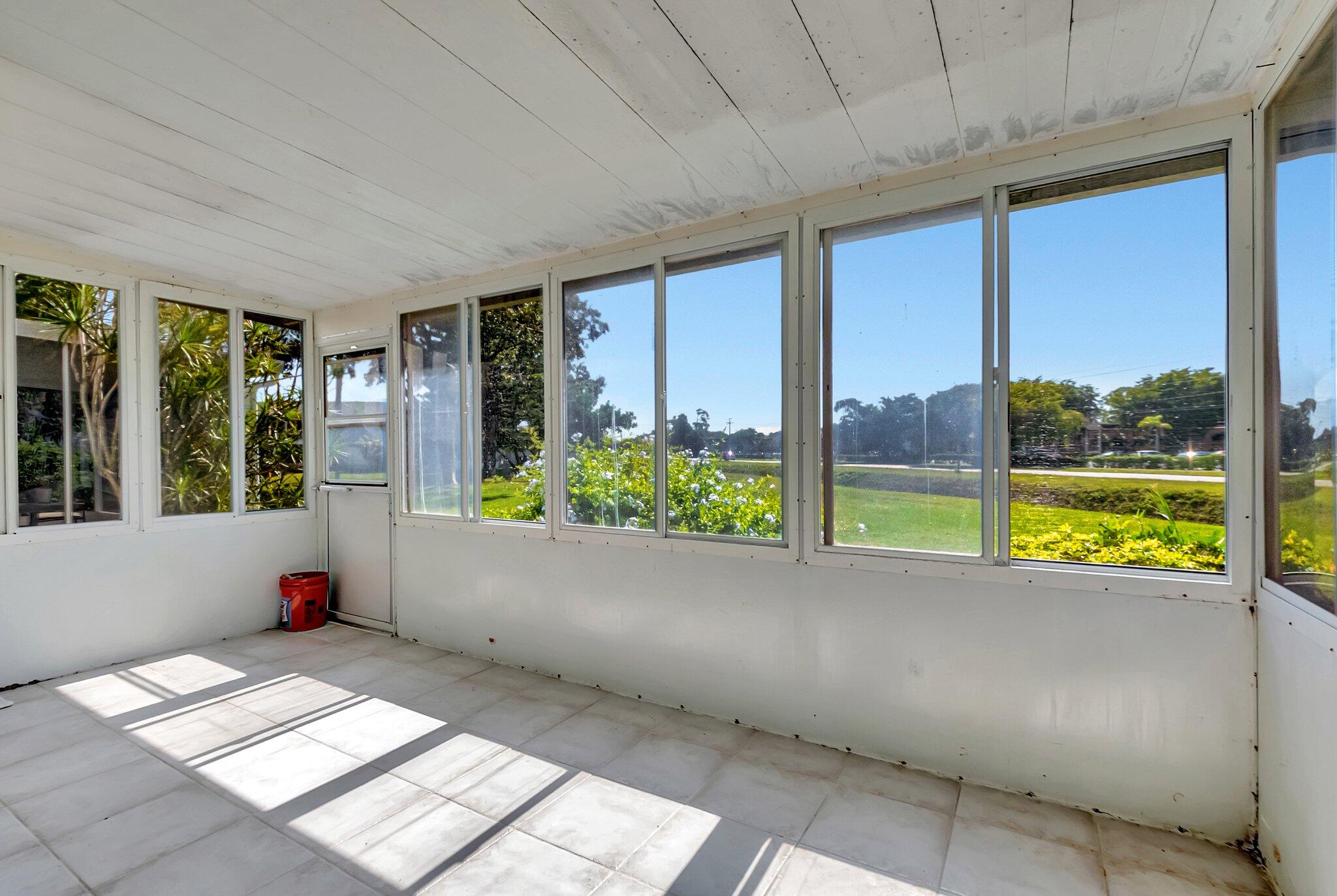 2840 SW 13th Street 104