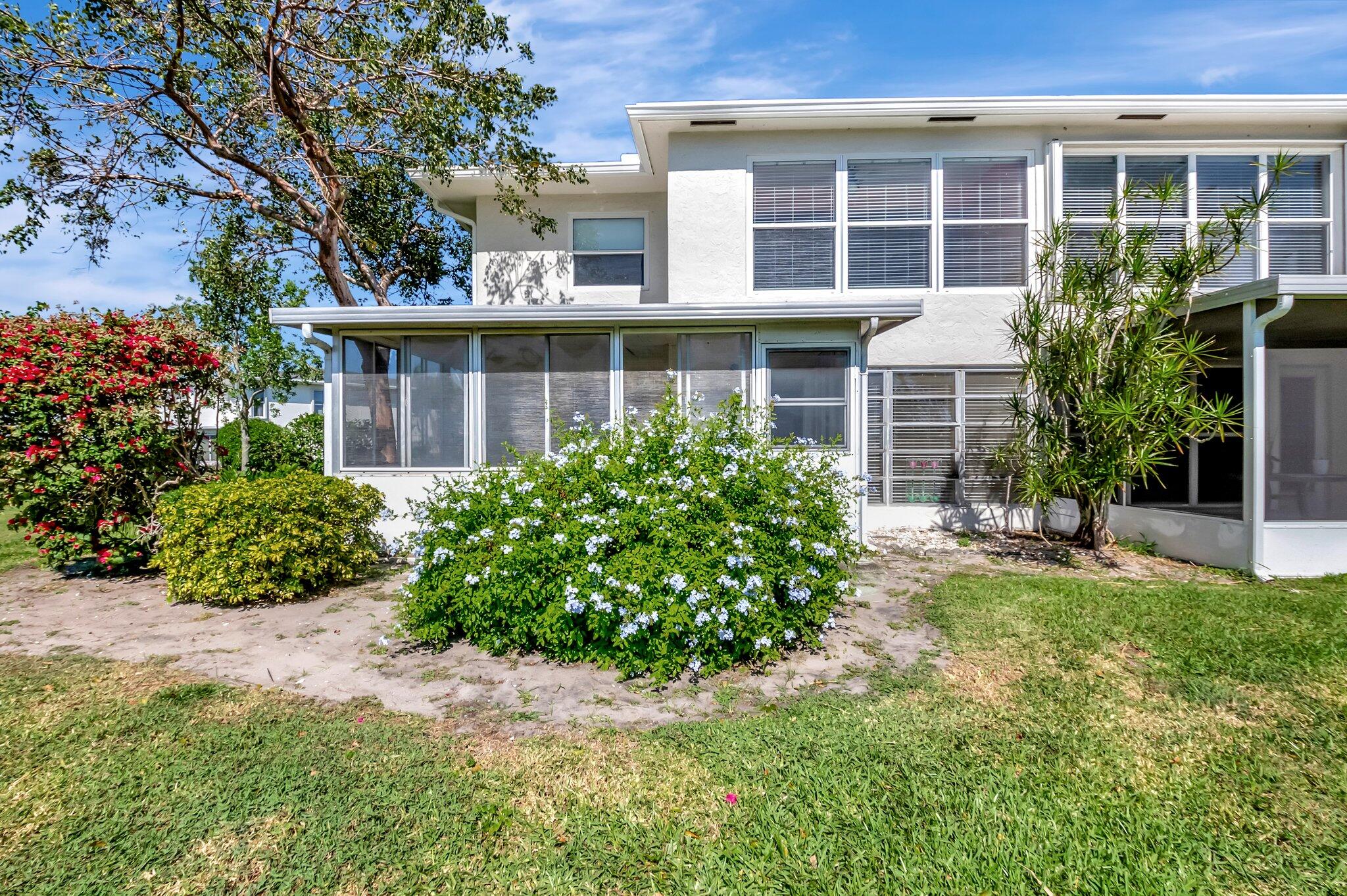 2840 SW 13th Street 104