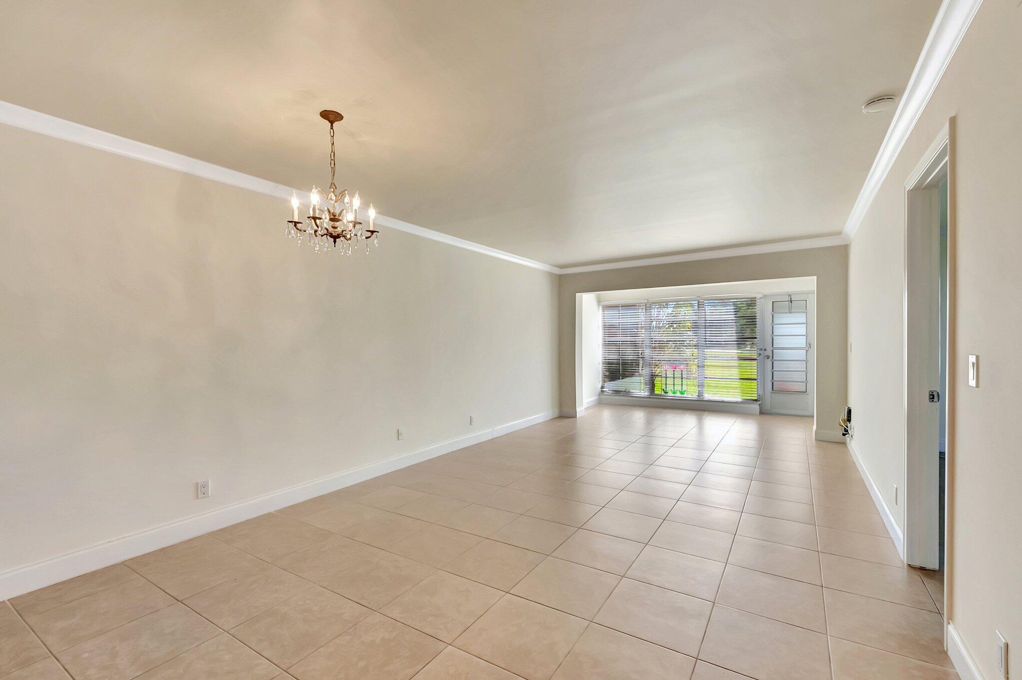 2840 SW 13th Street 104