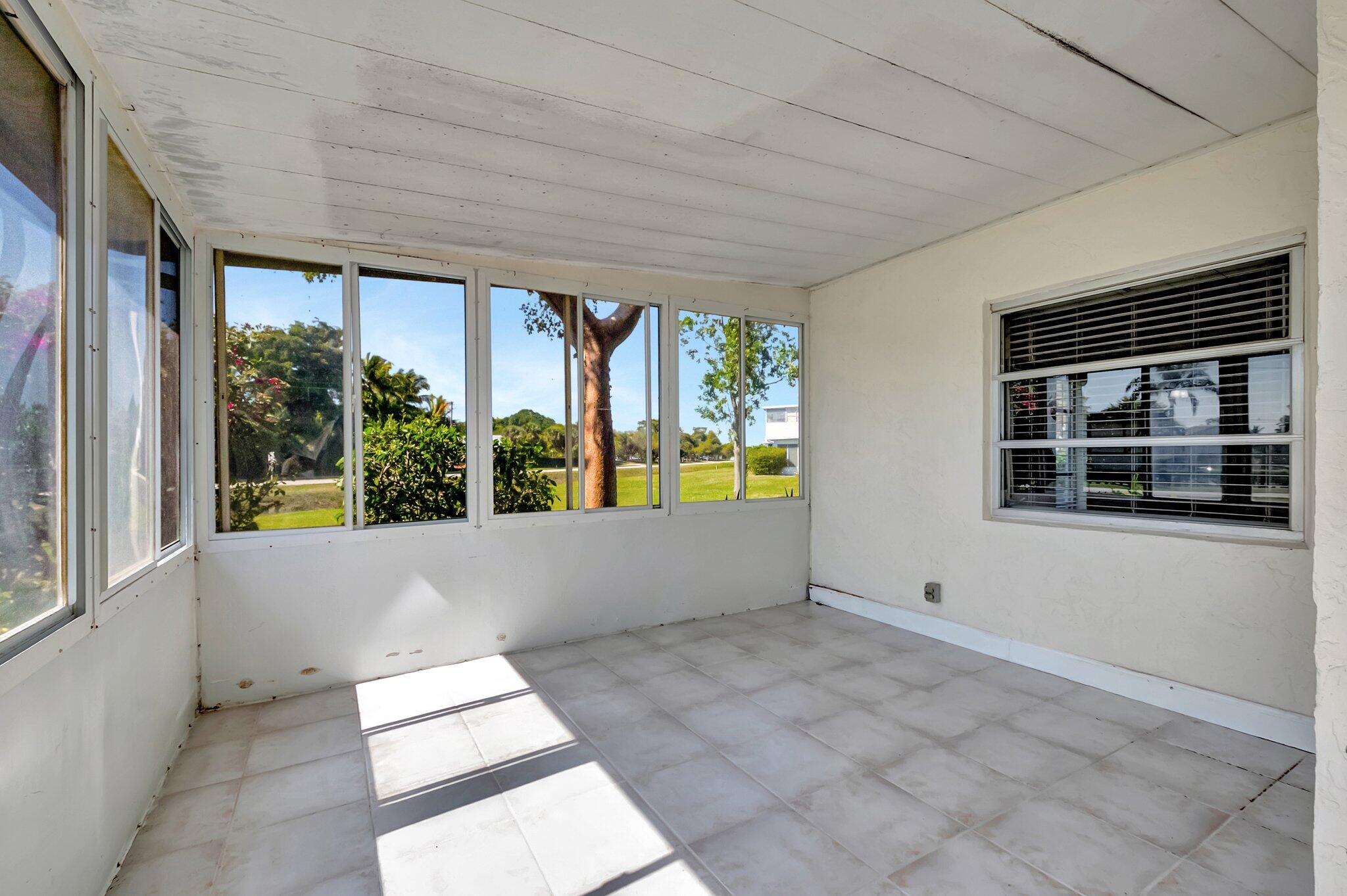 2840 SW 13th Street 104