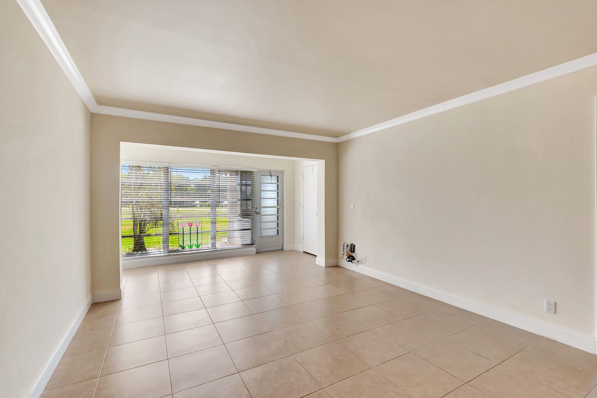 2840 SW 13th Street 104