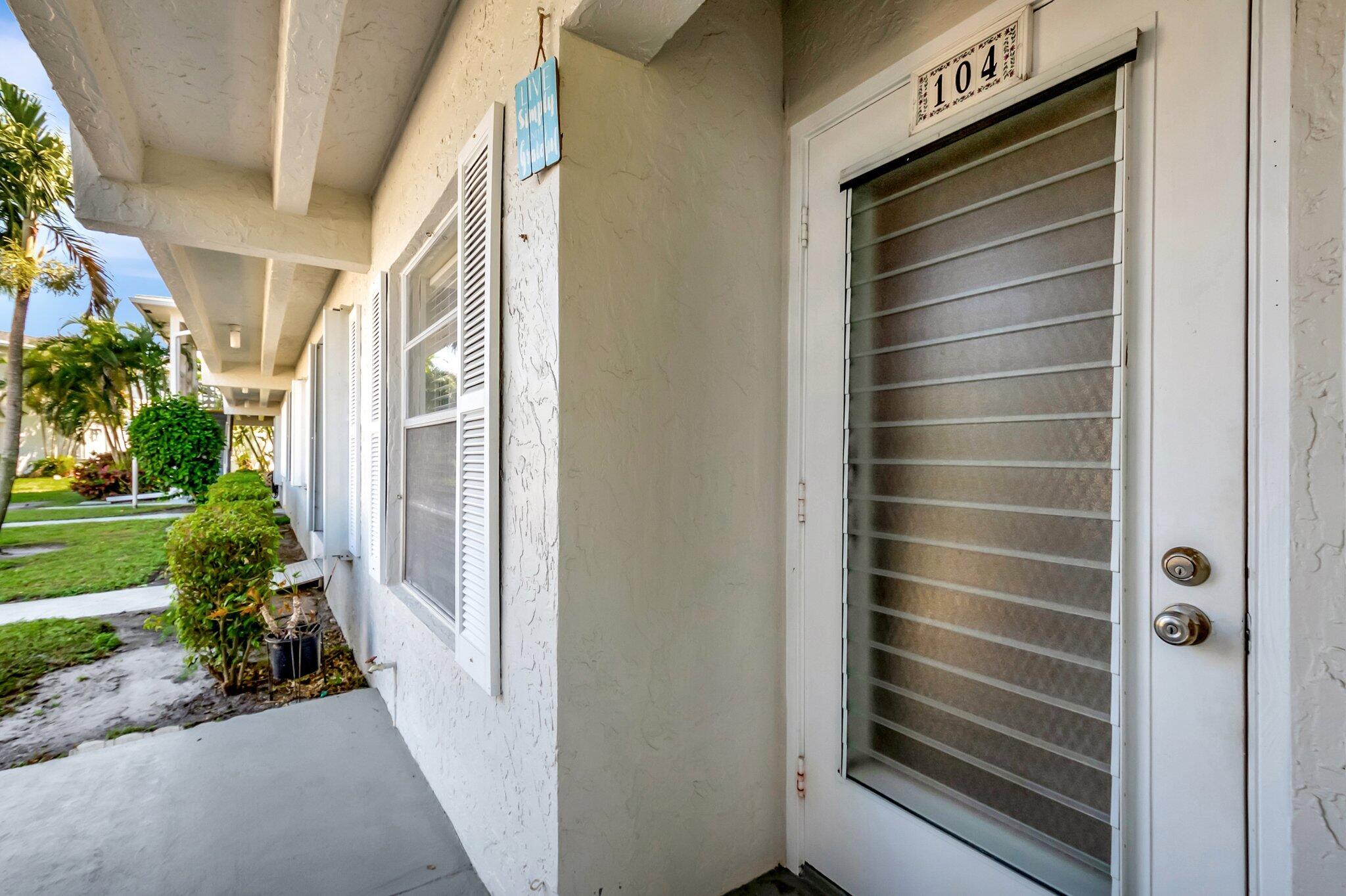 2840 SW 13th Street 104