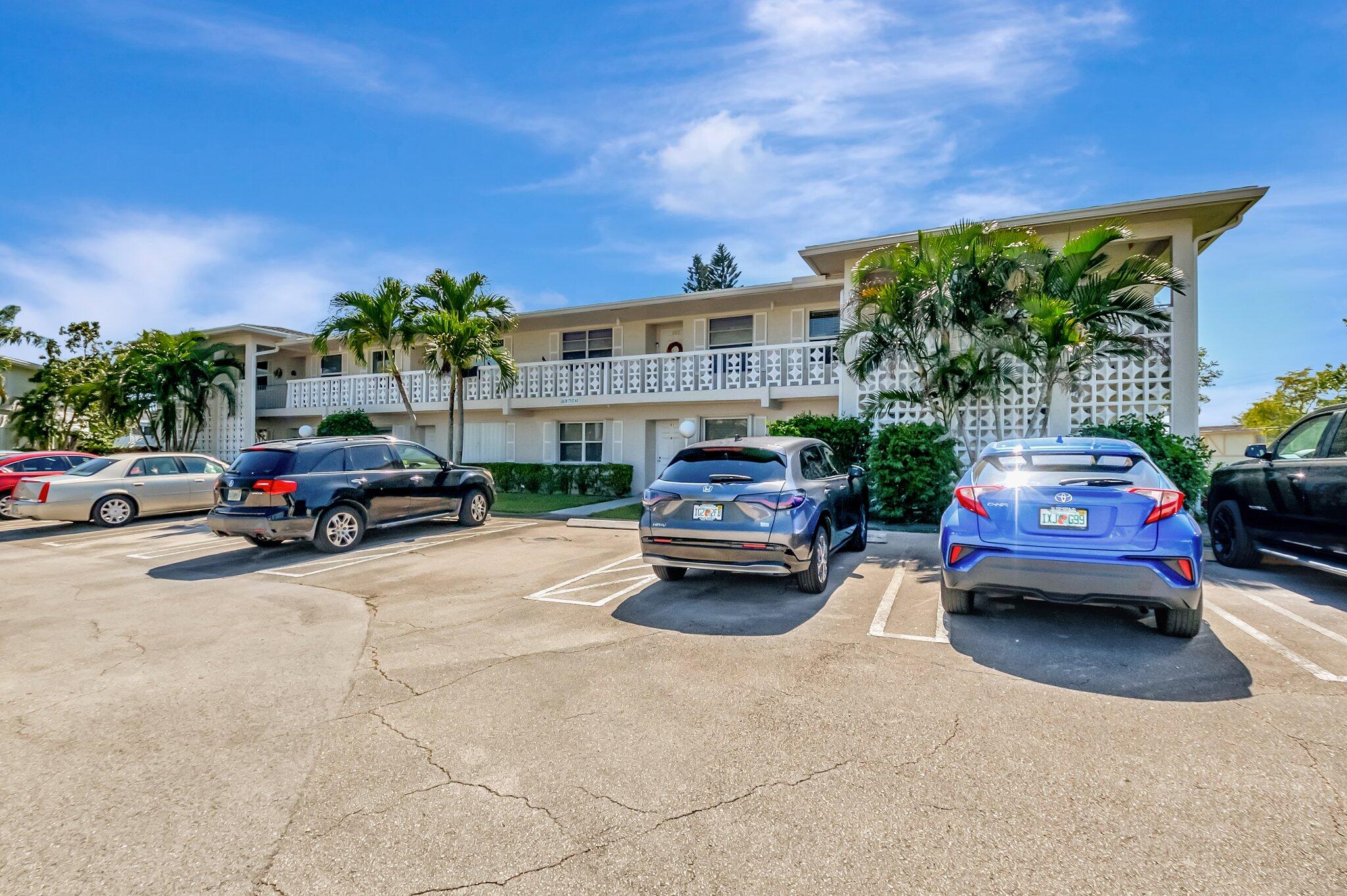 2840 SW 13th Street 104