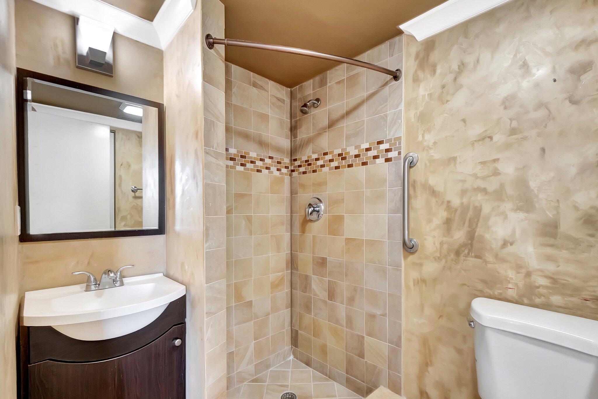 2840 SW 13th Street 104