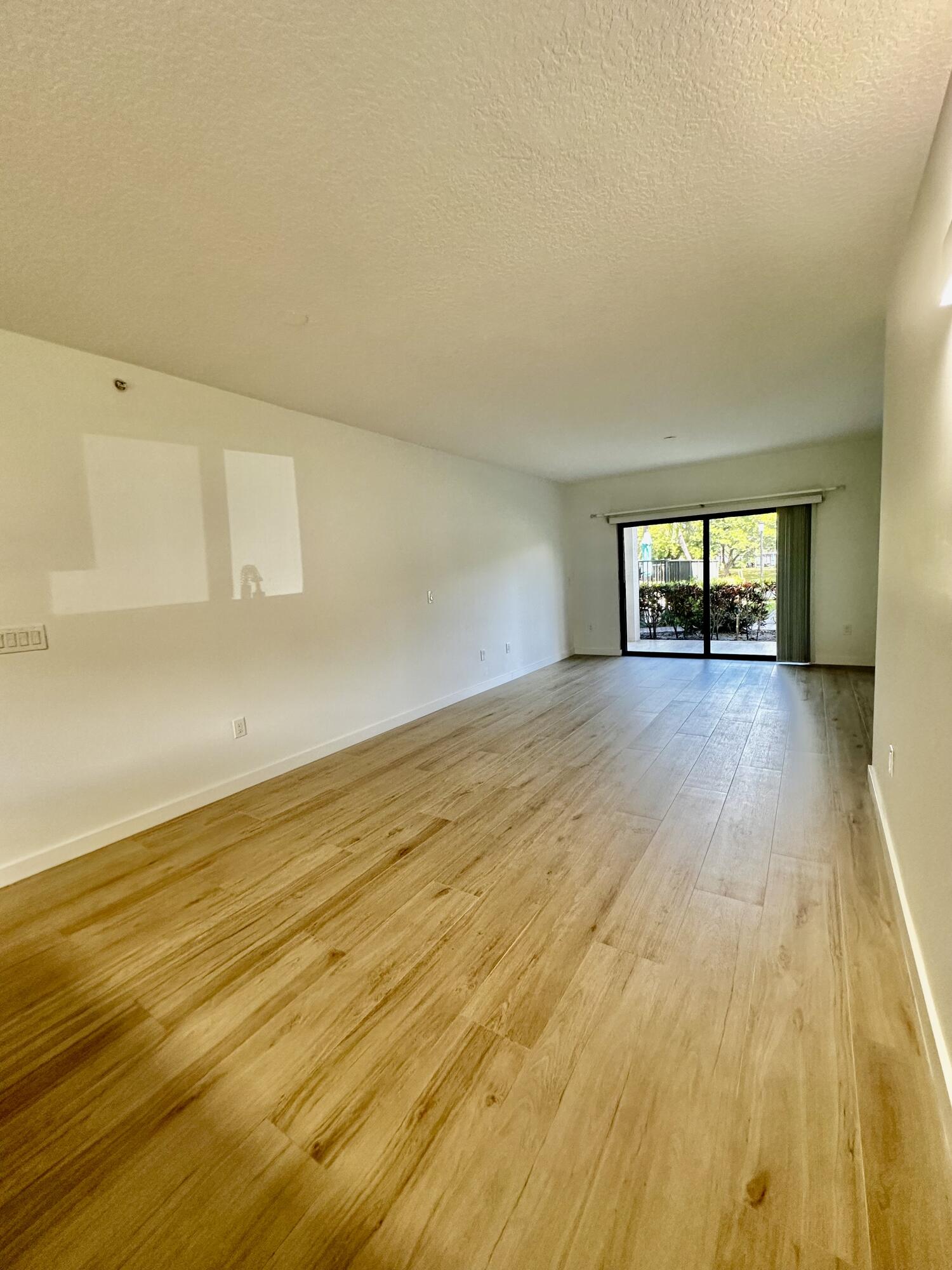 2105 Lavers Circle, 106, Delray Beach Unit: 106