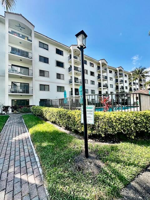 2105 Lavers Circle, 106, Delray Beach Unit: 106