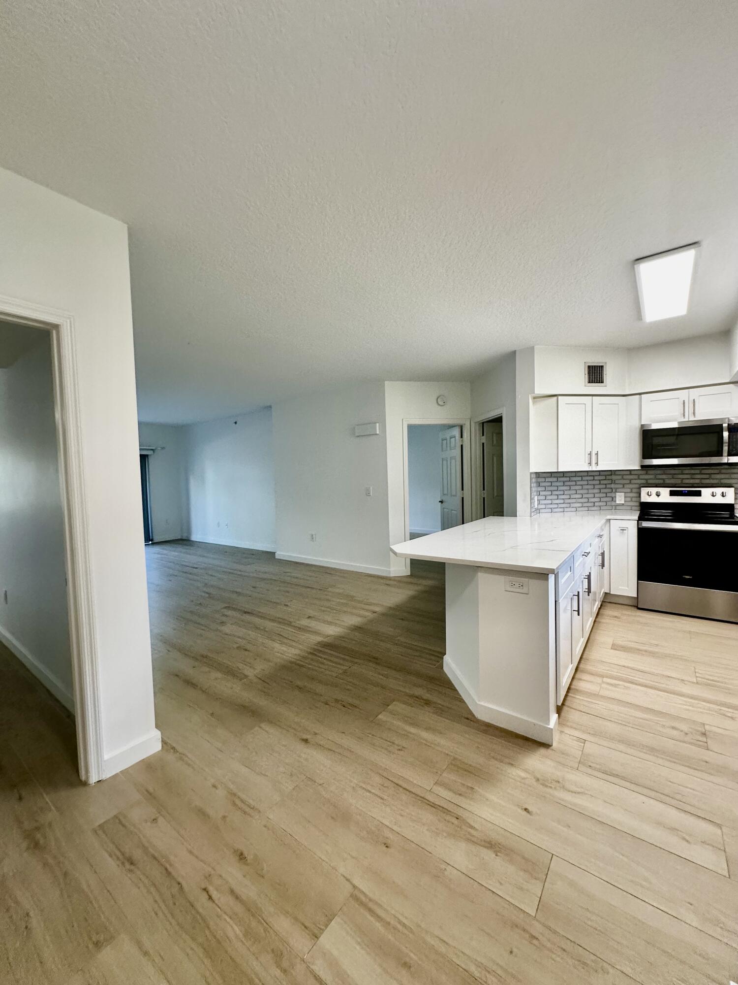2105 Lavers Circle, 106, Delray Beach Unit: 106