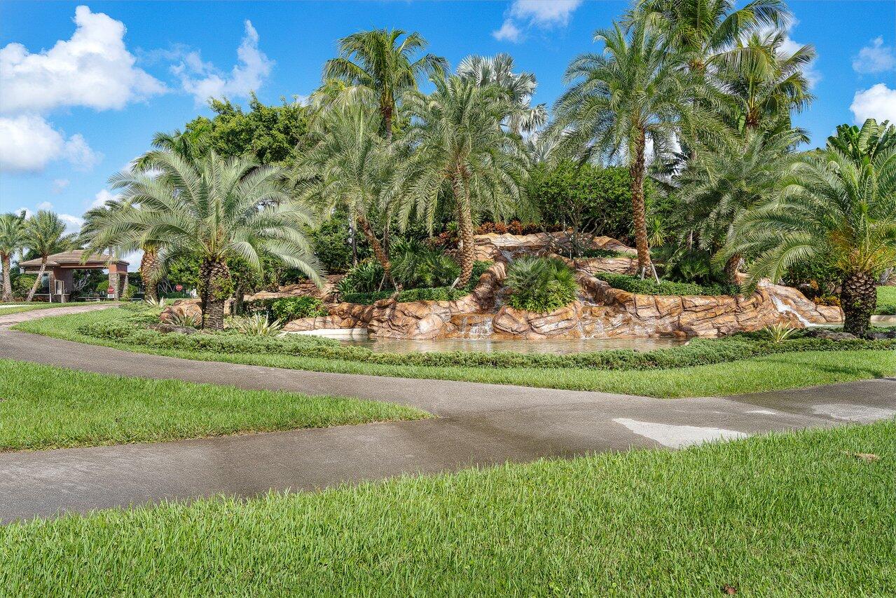 12363 Clearfalls Drive