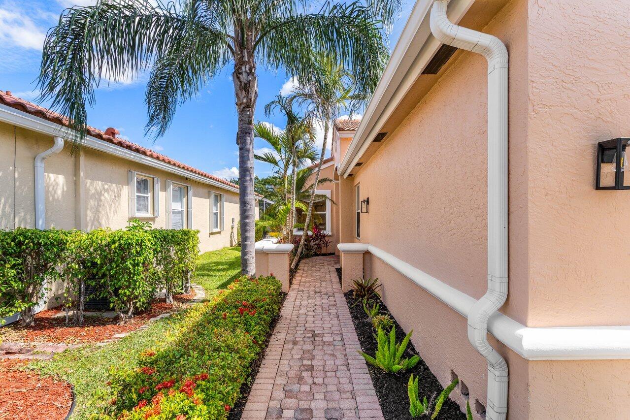 18694 Sea Turtle Lane