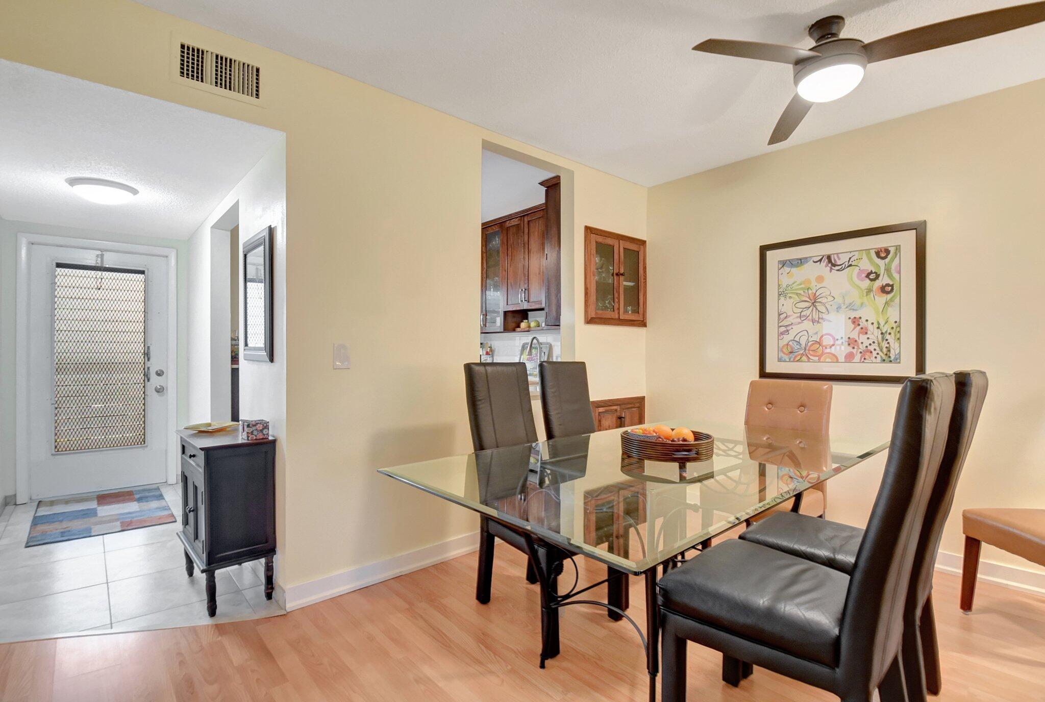 22 Abbey Lane, 208, Delray Beach Unit: 208