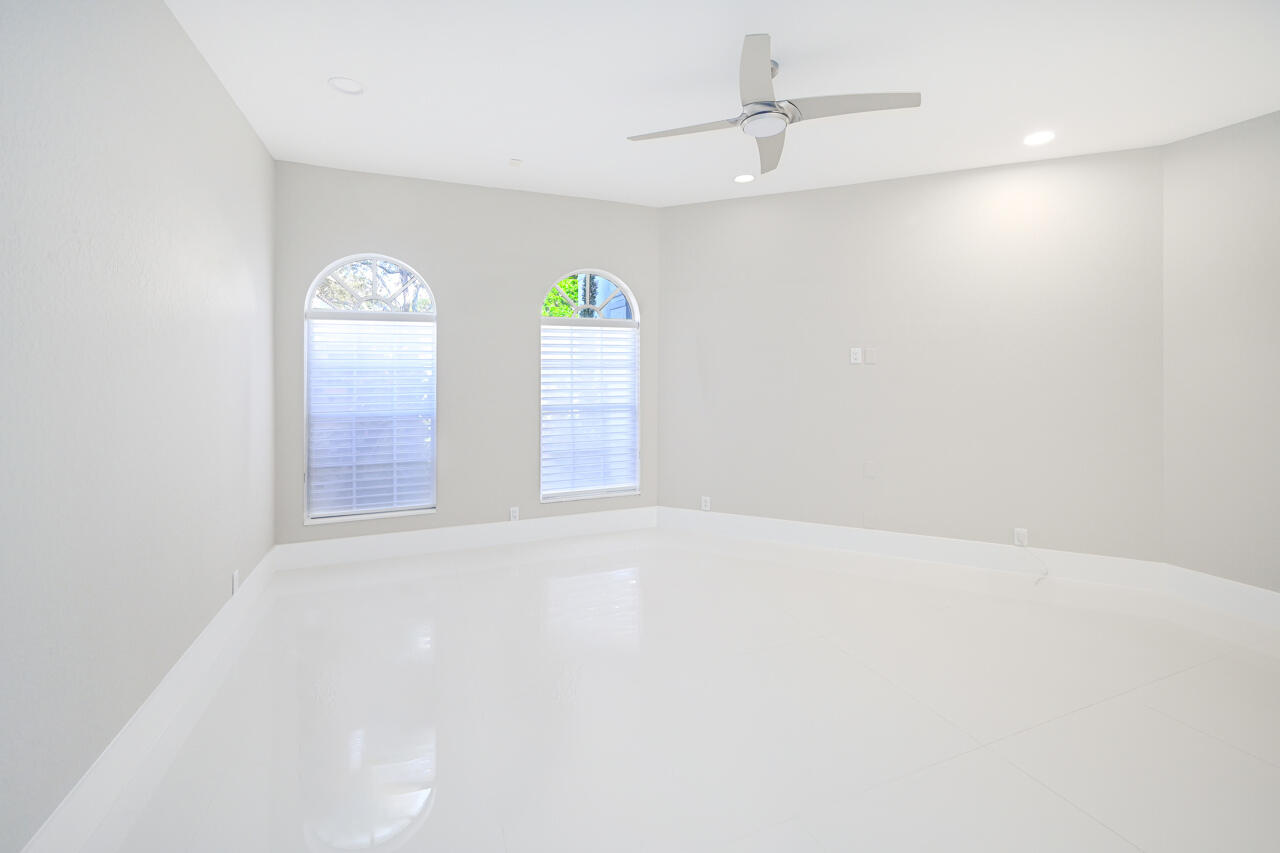 5147 NW 24th Way