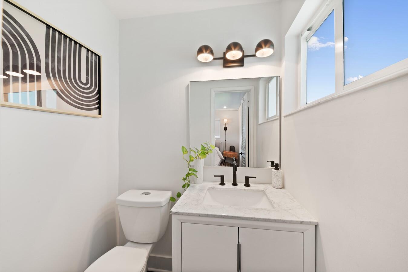 1950 NE 31st Court, Lighthouse Point