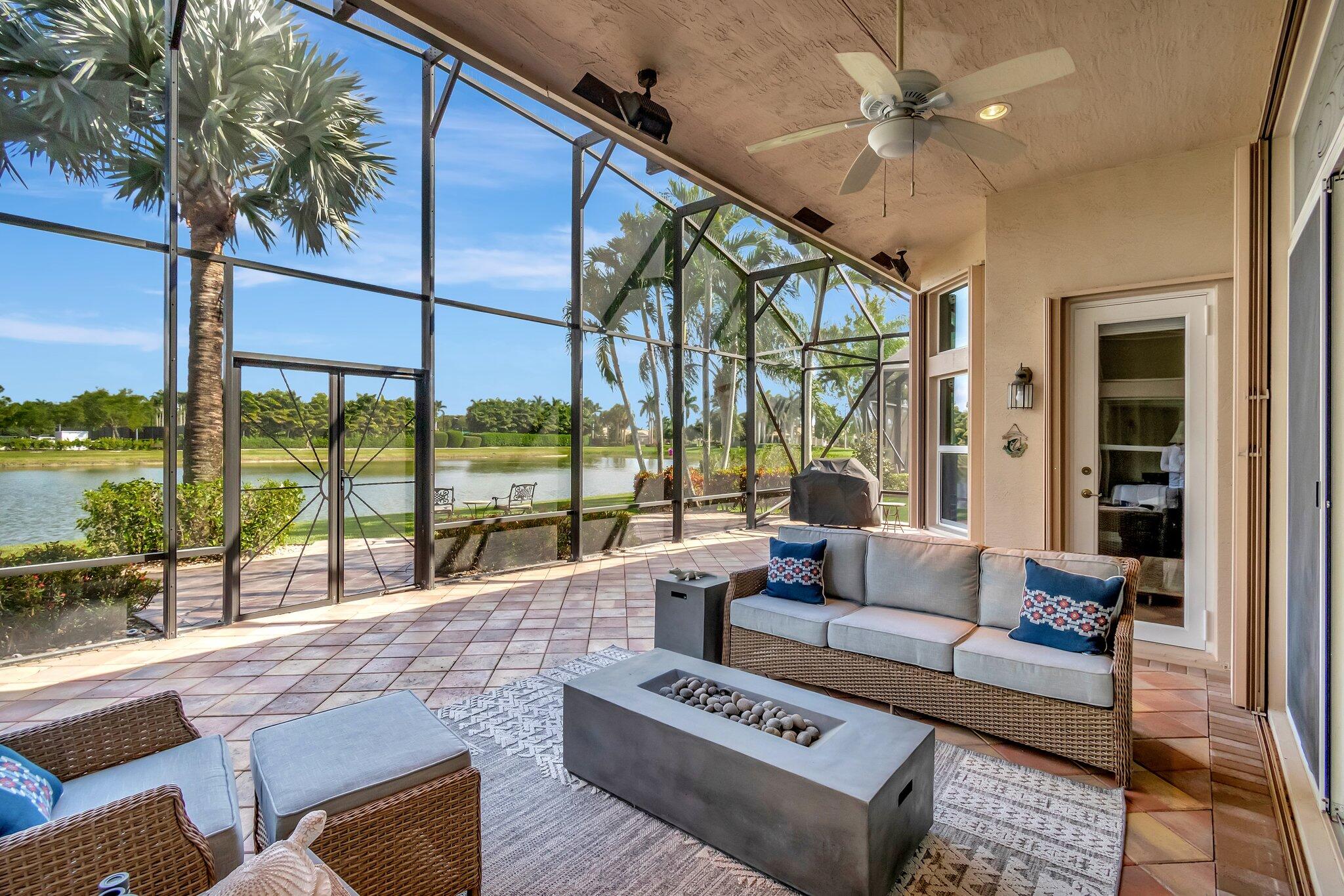 10702 Whitewind Circle, Boynton Beach