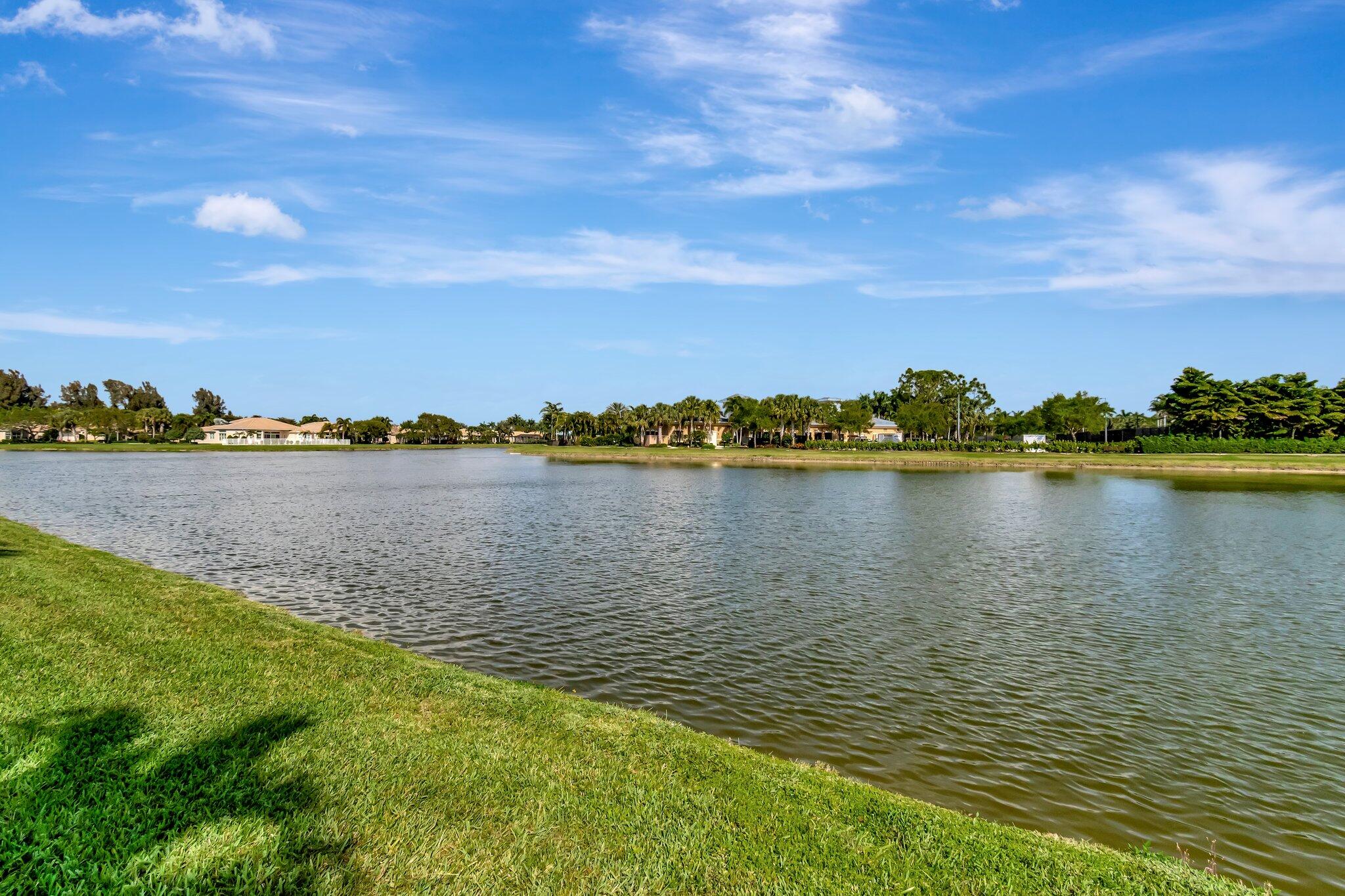 10702 Whitewind Circle, Boynton Beach