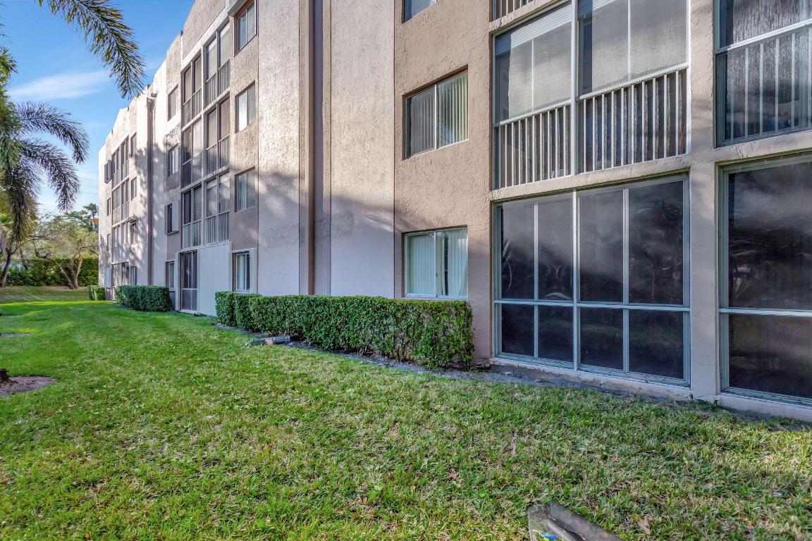 7721 Trent Drive 111, Tamarac Unit: 111