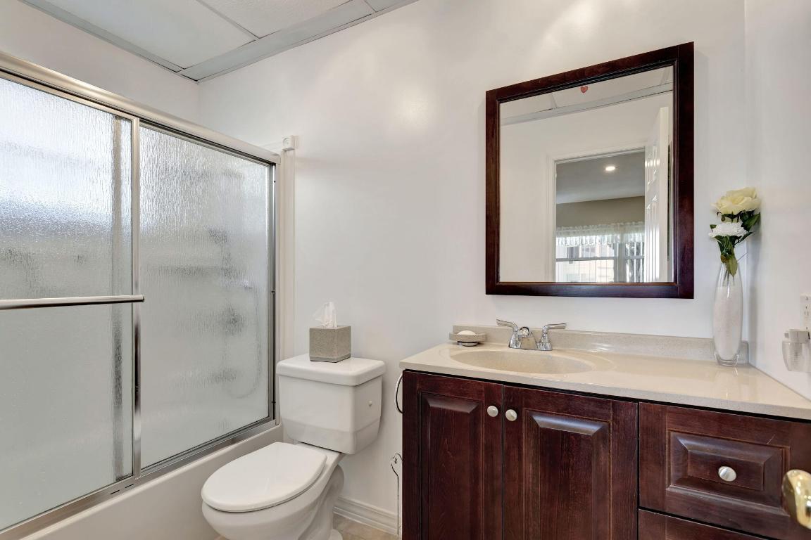 3505 NW 48th Avenue 416, Lauderdale Lakes Unit: 416