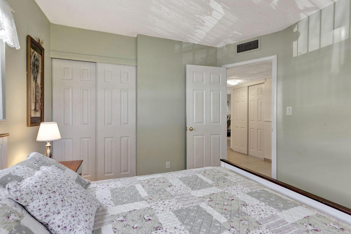 3505 NW 48th Avenue 416, Lauderdale Lakes Unit: 416