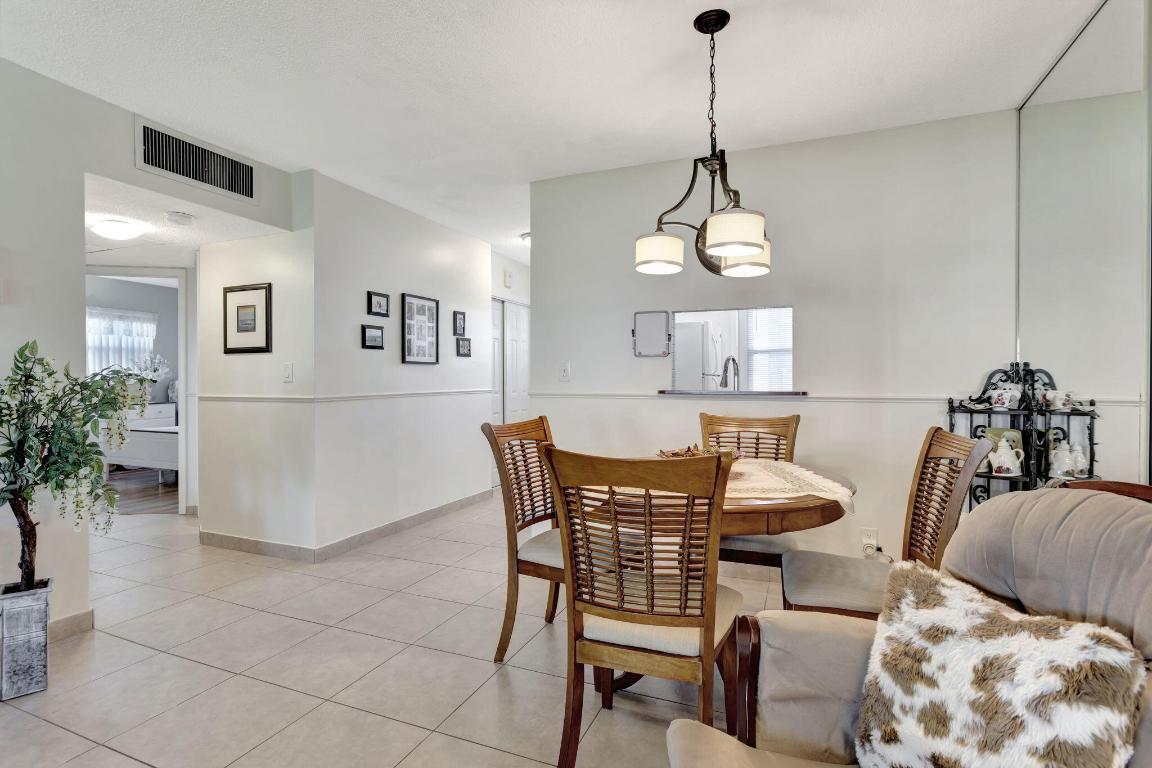 3505 NW 48th Avenue 416, Lauderdale Lakes Unit: 416