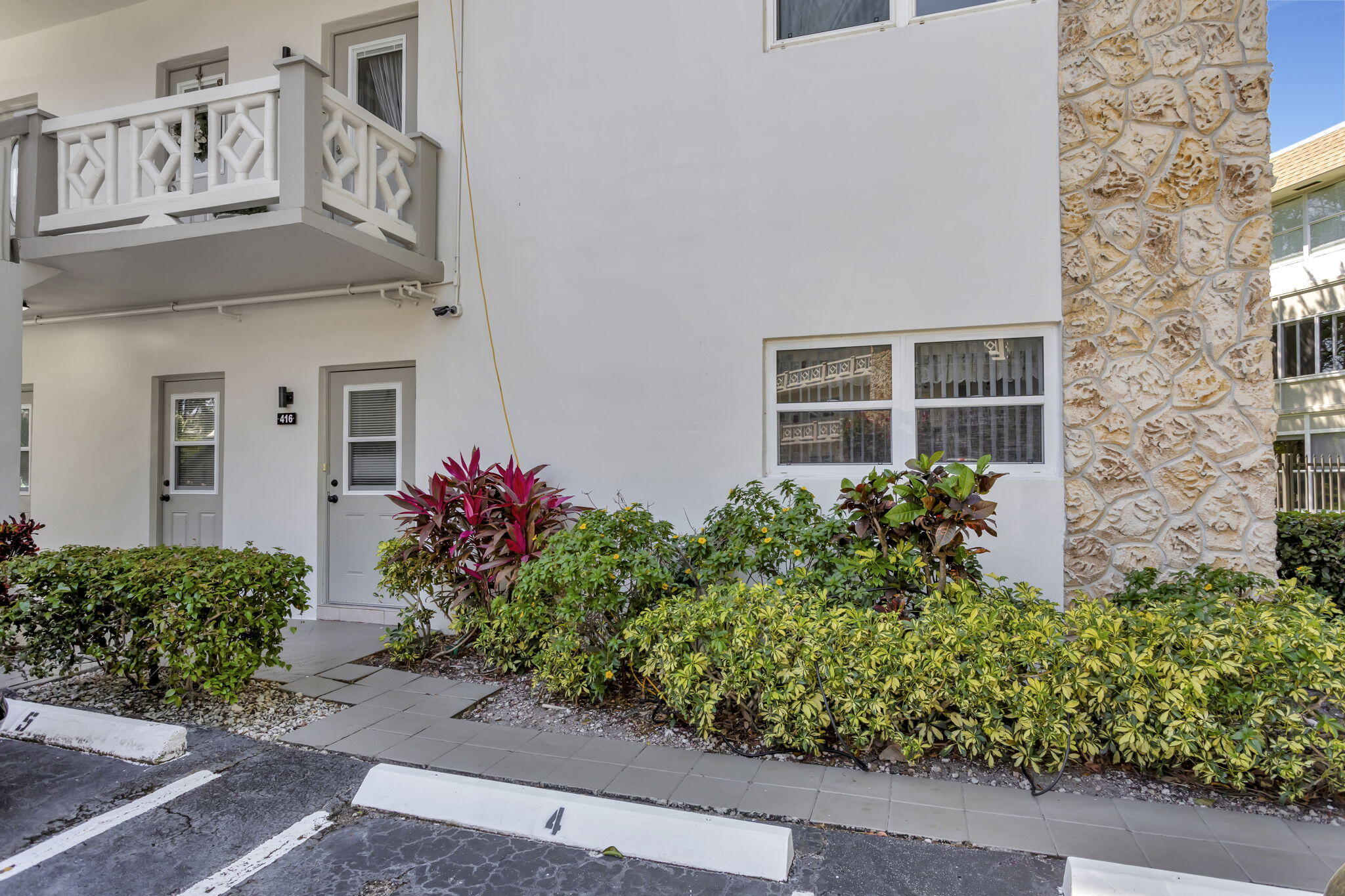 3505 NW 48th Avenue 416, Lauderdale Lakes Unit: 416