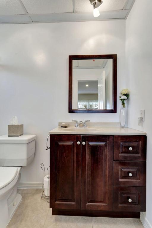 3505 NW 48th Avenue 416, Lauderdale Lakes Unit: 416