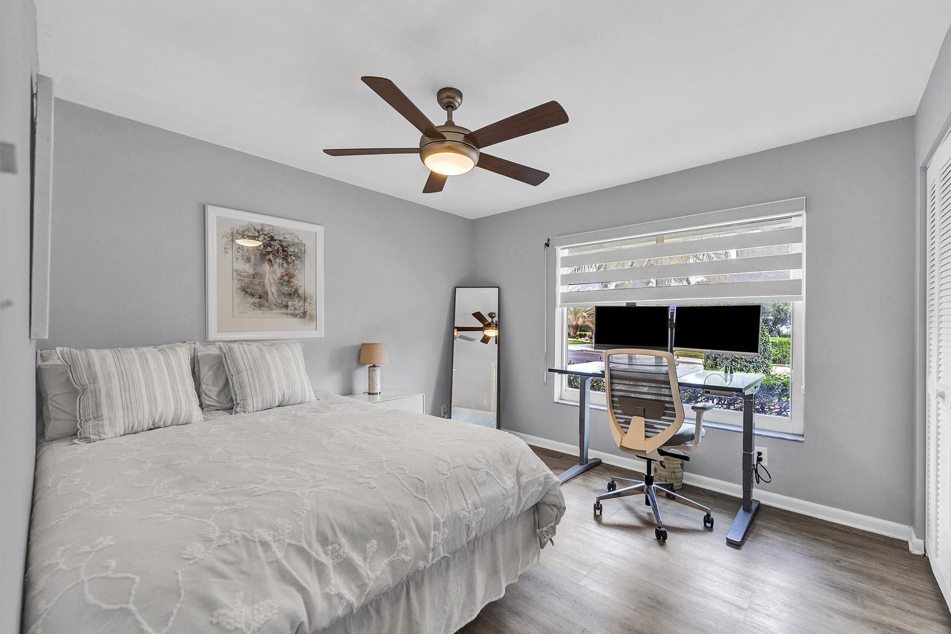 301 Del Rio Boulevard