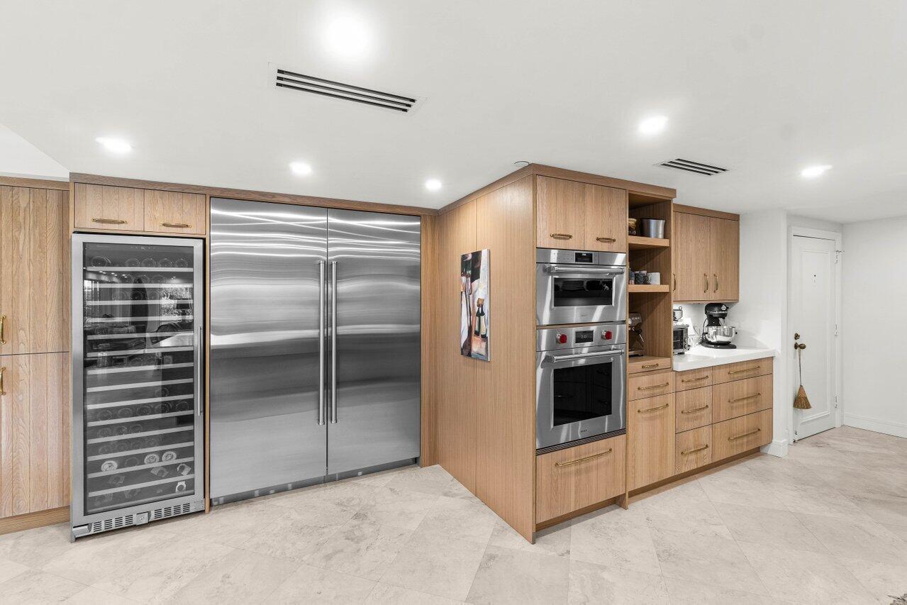 4301 N Ocean Boulevard 201