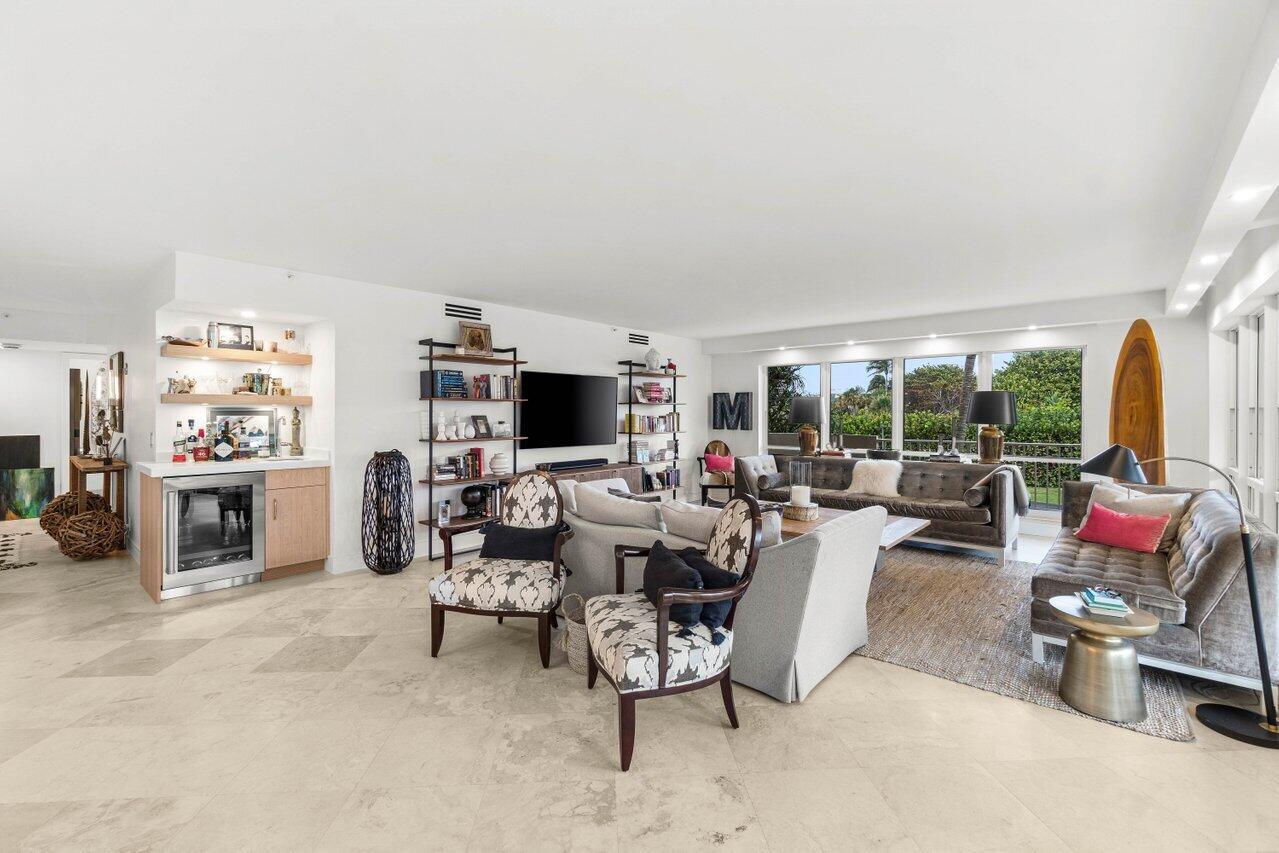 4301 N Ocean Boulevard 201