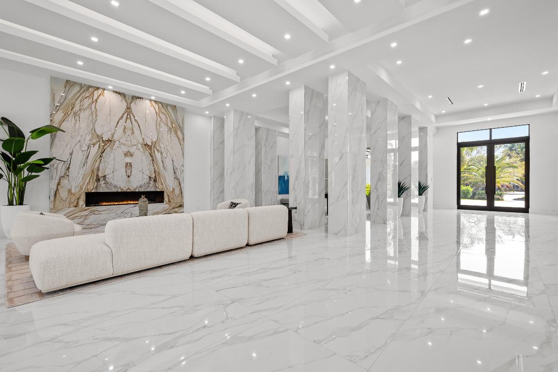 8235 Twin Lake Drive