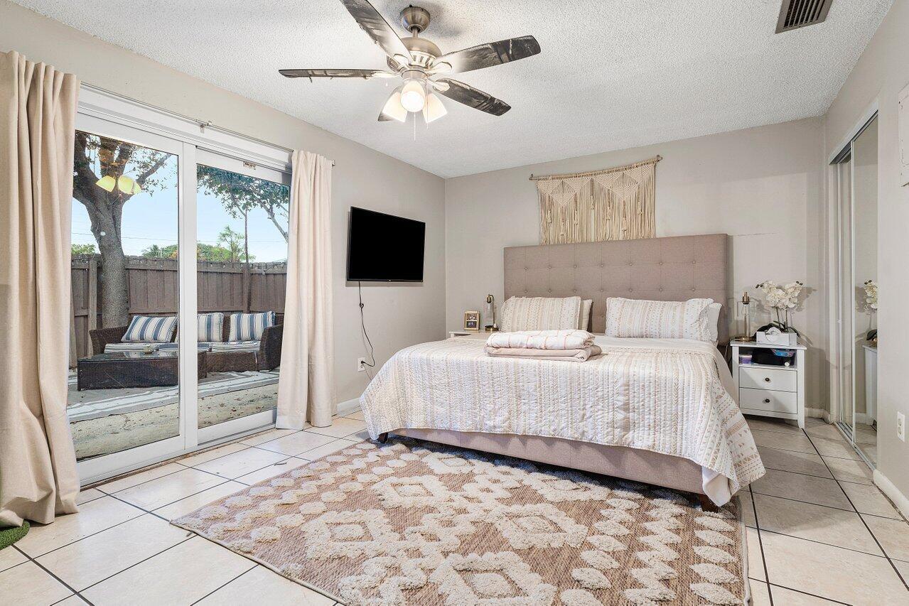 1040 Miami Boulevard 1,2,3