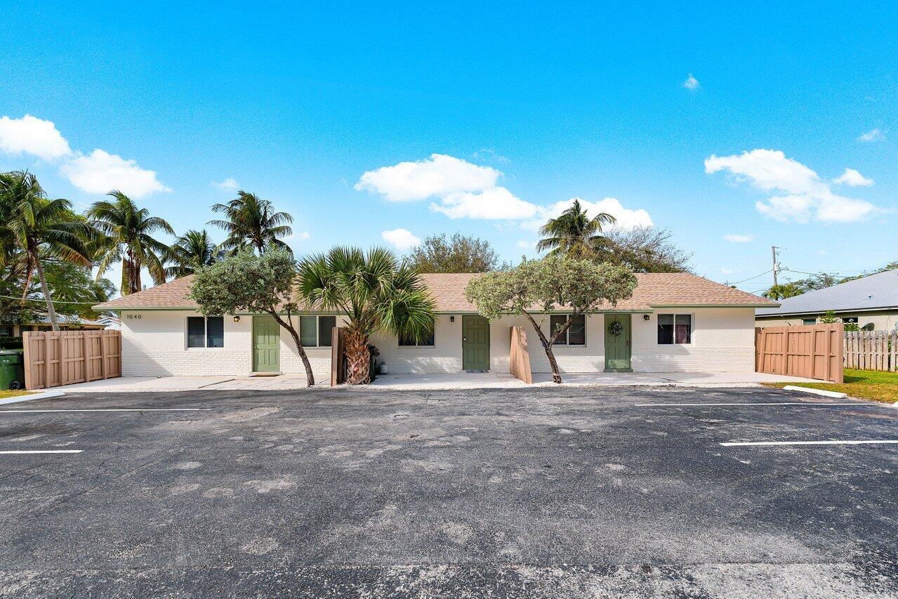 1040 Miami Boulevard 1,2,3