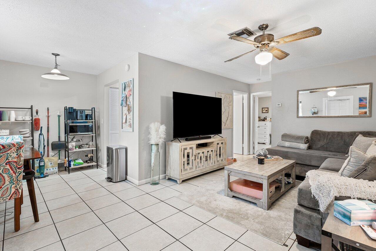 1040 Miami Boulevard 1,2,3