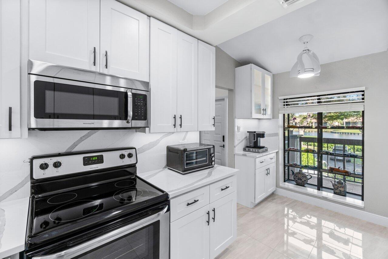 5120 Golfview Court 1722