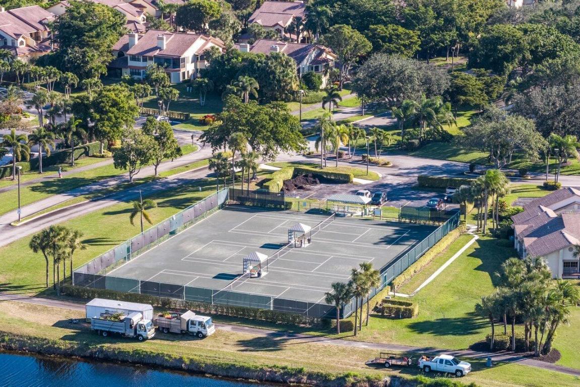 5120 Golfview Court 1722