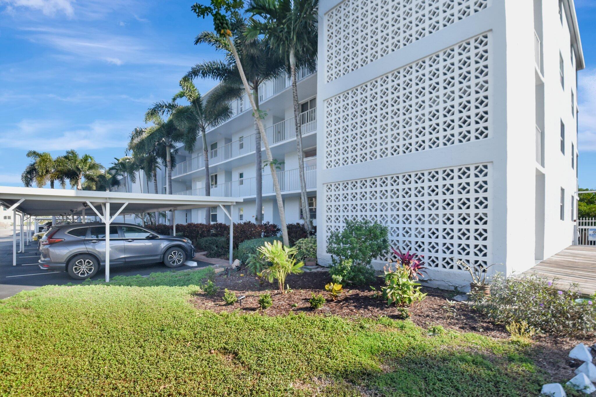 689 NE 6th Court 3070, Boynton Beach Unit: 3070