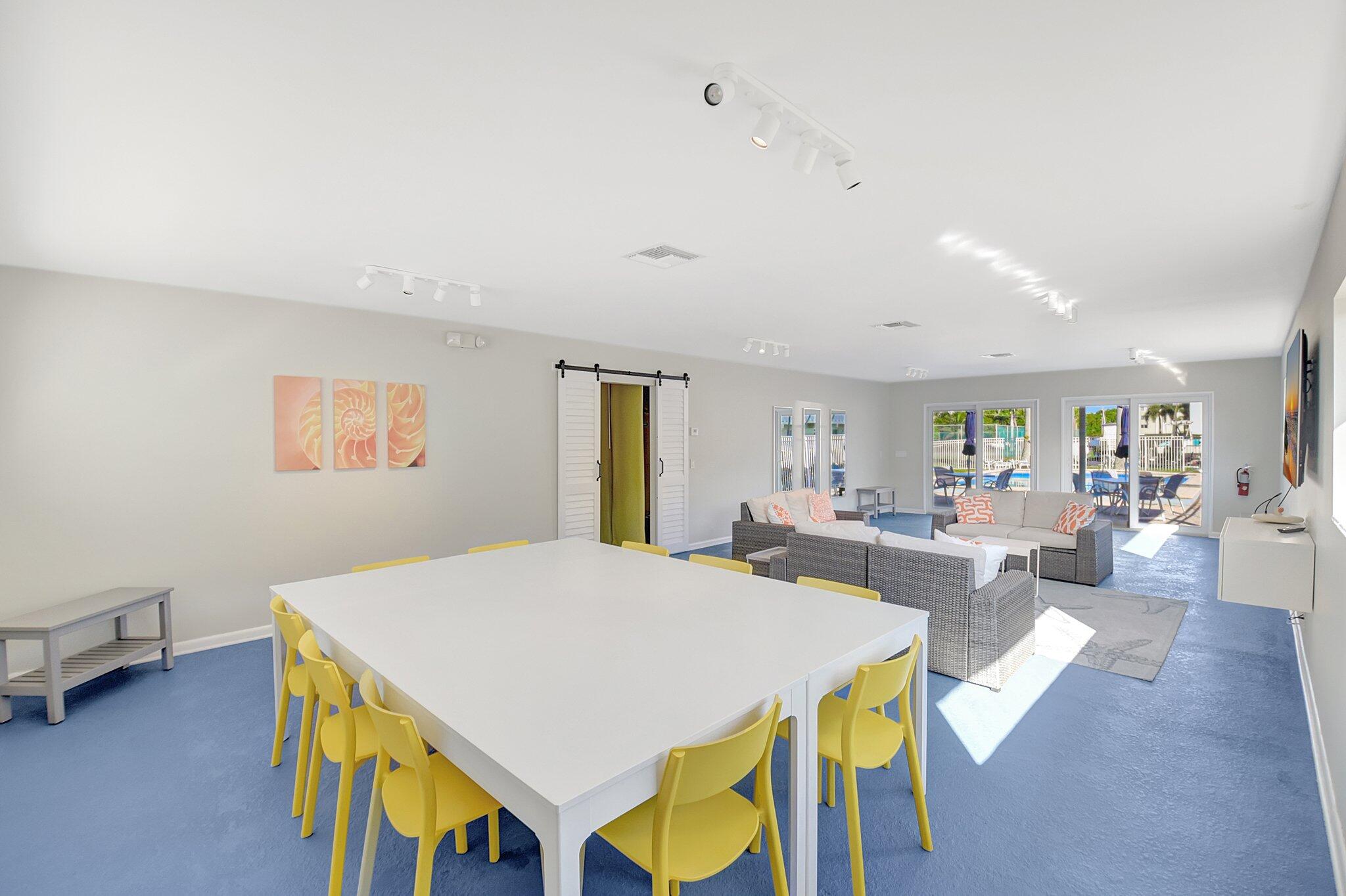 689 NE 6th Court 3070, Boynton Beach Unit: 3070