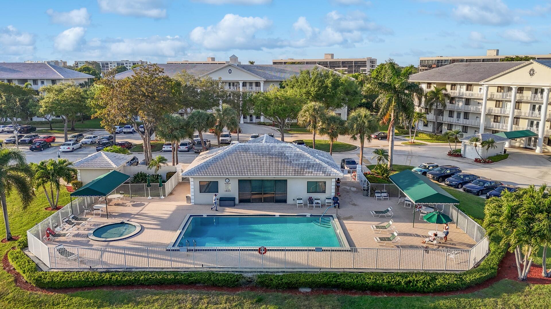6121 Balboa Circle, 405, Boca Raton Unit: 405